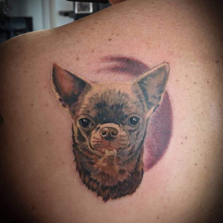 Syndicat Tattoo Studio Wien Dog 4 Color Realistic