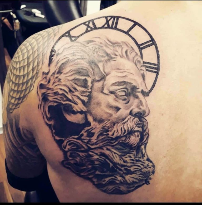 Syndicat Tattoo Studio Wien Zeus Realistic