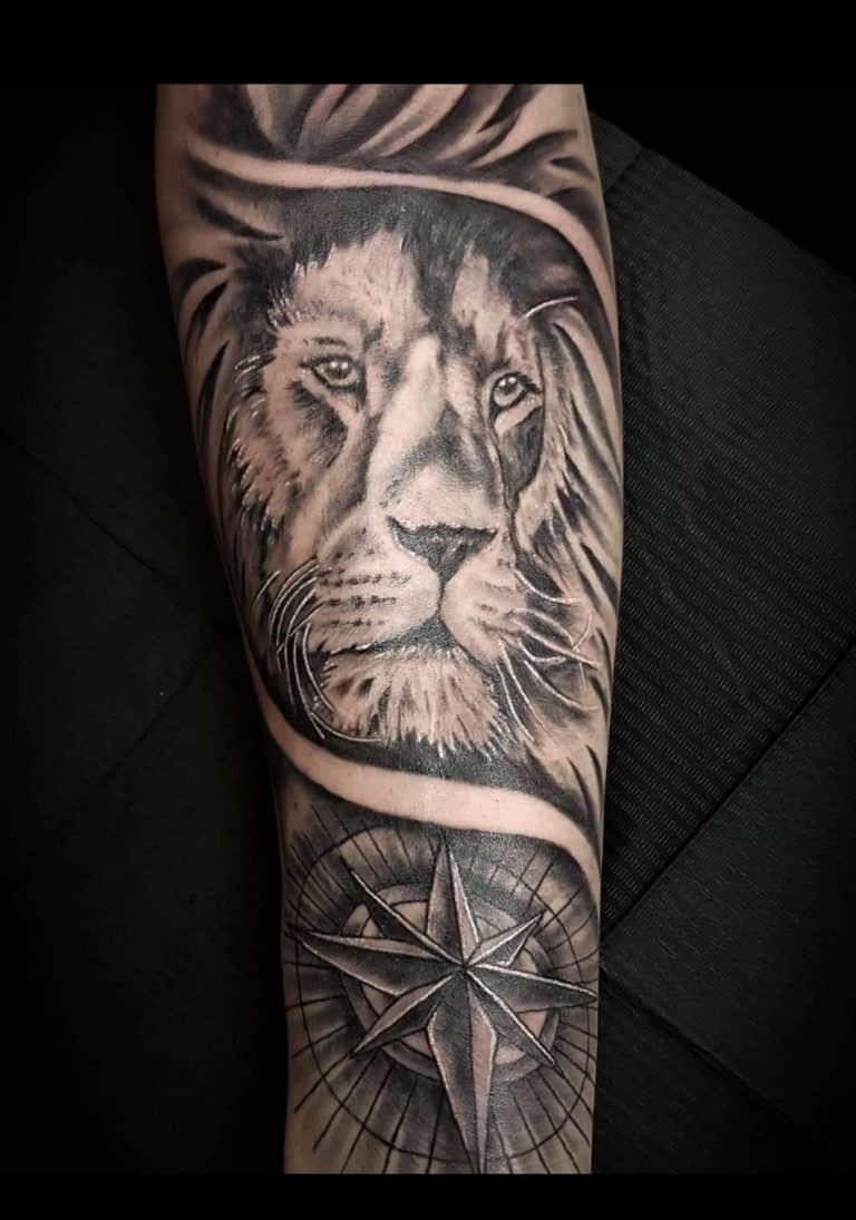 Syndicat Tattoo Studio Wien Lion Animal 87